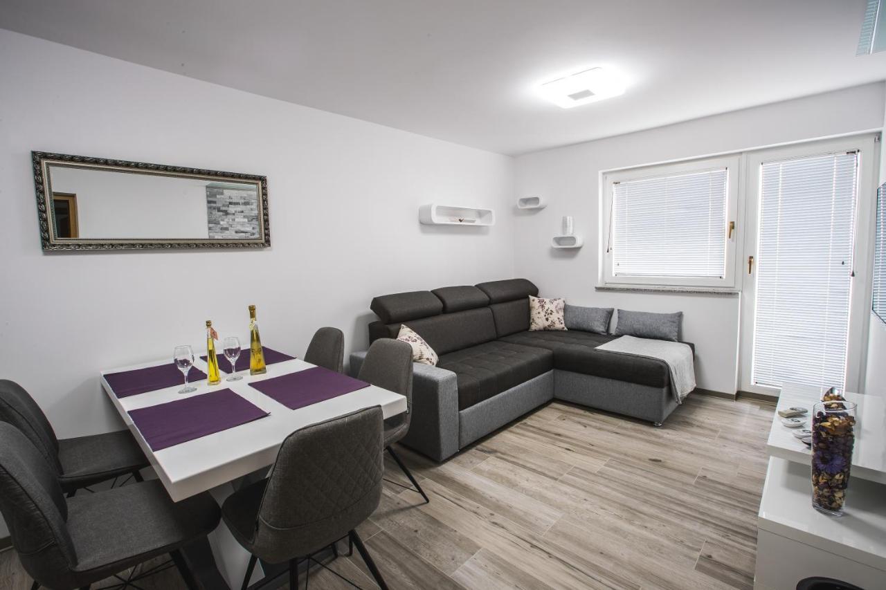 Apartment Ma&Ja With Hot Tub Metlika Luaran gambar